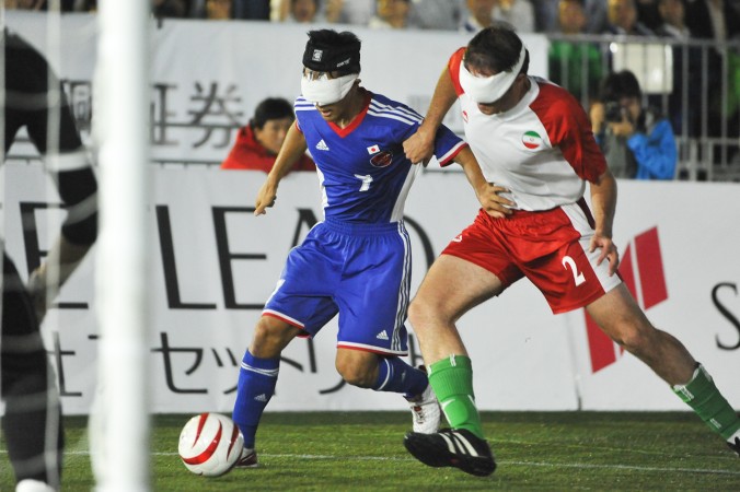 ブラインドサッカーのリオ予選、日本は宿敵イランにスコアレスドロー
