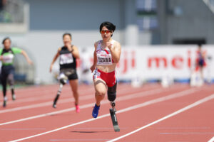 女子100m（T63）でアジア新記録を樹立した兎澤＝ニンジニアスタジアム（撮影／植原義晴）